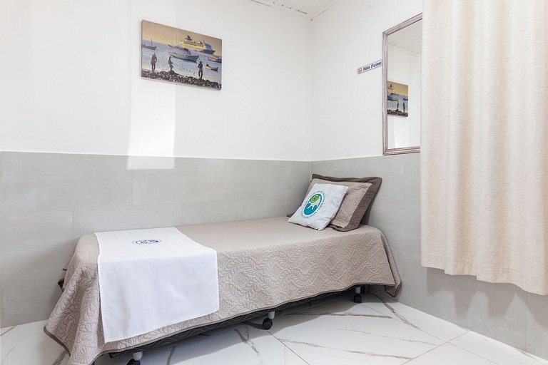 Beautiful Downtown Apartment 10 Minutes from Rua das Pedras